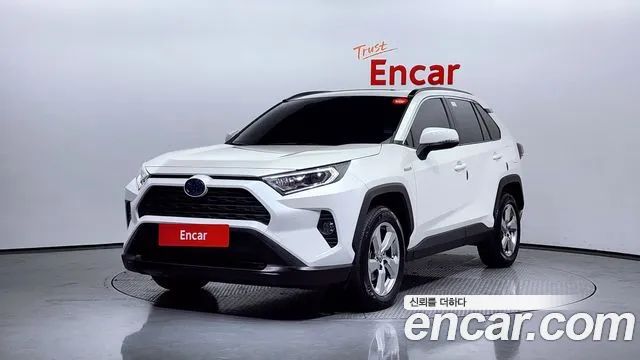 Toyota RAV4 2.5 2WD HYBRID 2021 года из Кореи