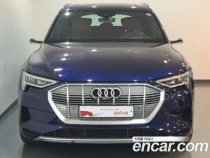 Audi e-tron 55 4WD 2022 года из Южной Кореи