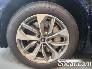 Audi e-tron 55 4WD 2022 года из Южной Кореи