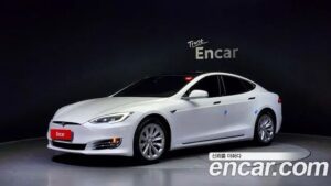 Tesla Model S LONG RANGE 2020 года из Южной Кореи