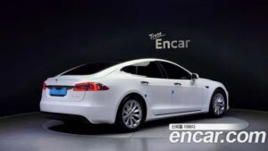 Tesla Model S LONG RANGE 2020 года из Южной Кореи
