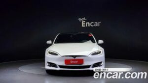 Tesla Model S LONG RANGE 2020 года из Южной Кореи