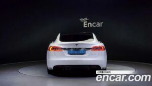 Tesla Model S LONG RANGE 2020 года из Южной Кореи