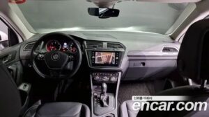 Volkswagen Tiguan 2.0 TDI Premium 2020 года из Южной Кореи