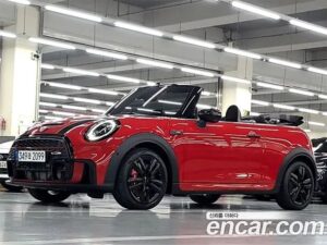 Mini Cooper Convertible JCW COMFORT PACK 2022 года из Южной Кореи