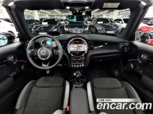 Mini Cooper Convertible JCW COMFORT PACK 2022 года из Южной Кореи