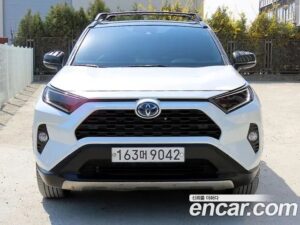 Toyota RAV4 2.5 2WD HYBRID 2020 года из Южной Кореи
