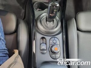 Mini Clubman DEFAULT 2022 года из Южной Кореи