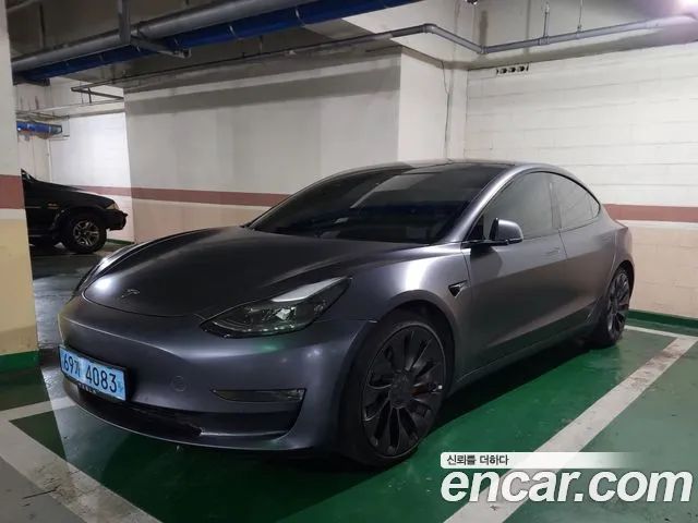 Tesla Model 3 Performance 2021 года из Кореи