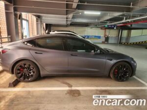 Tesla Model 3 Performance 2021 года из Южной Кореи