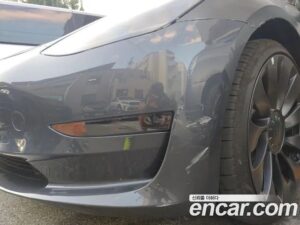 Tesla Model 3 Performance 2021 года из Южной Кореи