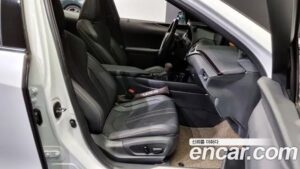 Lexus UX 2.0 F-Sport 2WD 2021 года из Южной Кореи