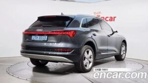 Audi e-tron 50 4WD 2022 года из Южной Кореи