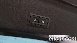 Audi e-tron 50 4WD 2022 года из Южной Кореи