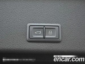 Audi e-tron 55 4WD 2022 года из Южной Кореи