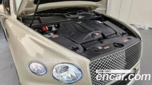 Bentley Bentayga 4.0 V8 2022 года из Южной Кореи