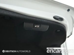 Toyota Camry 2.5 XLE HYBRID 2022 года из Южной Кореи