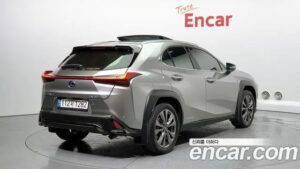 Lexus UX 2.0 F-Sport 2WD 2021 года из Южной Кореи