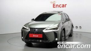 Lexus UX 2.0 F-Sport 2WD 2021 года из Южной Кореи