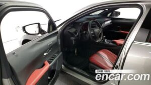 Lexus UX 2.0 F-Sport 2WD 2021 года из Южной Кореи