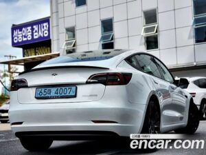 Tesla Model 3 Performance 2022 года из Южной Кореи