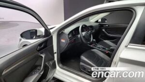 Volkswagen Jetta 1.4 TSI Prestige 2020 года из Южной Кореи