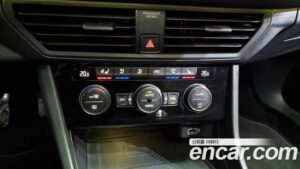 Volkswagen Jetta 1.4 TSI Prestige 2020 года из Южной Кореи