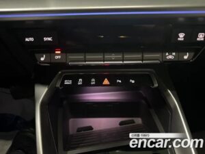 Audi A3 40 TFSI Premium 2023 года из Южной Кореи