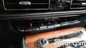 Lincoln Aviator 3.0 Reserve AWD 2021 года из Южной Кореи