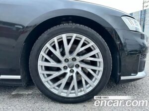 Audi A8 55 TFSI 4WD LWB 2020 года из Южной Кореи