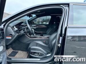 Audi A8 55 TFSI 4WD LWB 2020 года из Южной Кореи