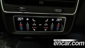 Audi Q8 45 TDI 4WD Premium 2021 года из Южной Кореи