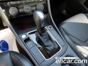 Volkswagen Jetta 1.4 TSI Prestige 2020 года из Южной Кореи