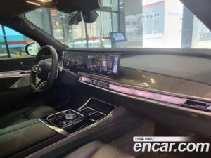 BMW 7-Series 740i sDrive M Sport 2023 года из Южной Кореи