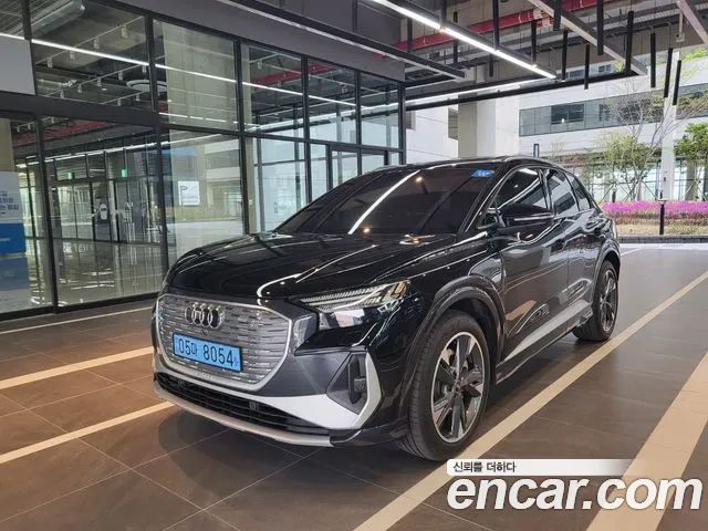 Audi Q4 e-TRON 40 Premium 2022 года из Кореи