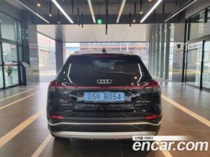 Audi Q4 e-TRON 40 Premium 2022 года из Южной Кореи