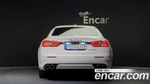 Maserati Quattroporte 3.0 V6 GranLusso 2020 года из Южной Кореи