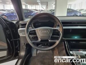 Audi A8 55 TFSI 4WD LWB 2021 года из Южной Кореи