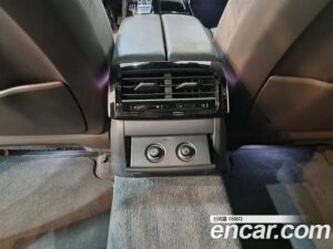 Audi A8 55 TFSI 4WD LWB 2021 года из Южной Кореи