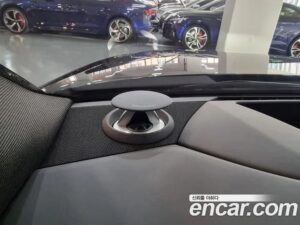 Audi A8 55 TFSI 4WD LWB 2021 года из Южной Кореи