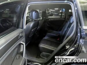 Volkswagen Tiguan 2.0 TDI Premium 2020 года из Южной Кореи