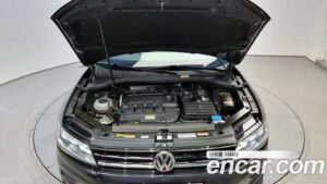 Volkswagen Tiguan 2.0 TDI Premium 2020 года из Южной Кореи
