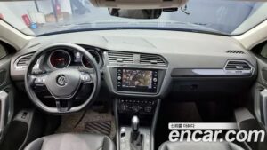 Volkswagen Tiguan 2.0 TDI Premium 2020 года из Южной Кореи