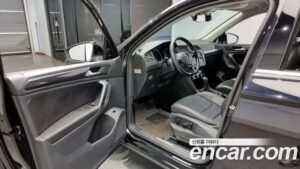 Volkswagen Tiguan 2.0 TDI Premium 2020 года из Южной Кореи
