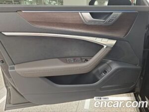 Audi A7 50 TDI 4WD Premium 2022 года из Южной Кореи