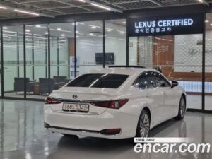 Lexus ES Executive 2021 года из Южной Кореи