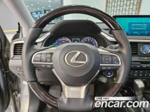 Lexus RX Executive 2021 года из Южной Кореи