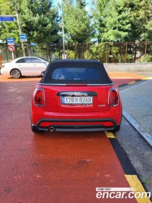 Mini Cooper Convertible RESOLUTE Edition 2022 года из Южной Кореи