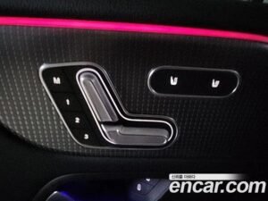Mercedes-Benz EQB EQB300 4MATIC AMG LINE 2023 года из Южной Кореи