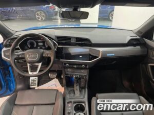 Audi Q3 35 TDI Premium Sportback 2022 года из Южной Кореи